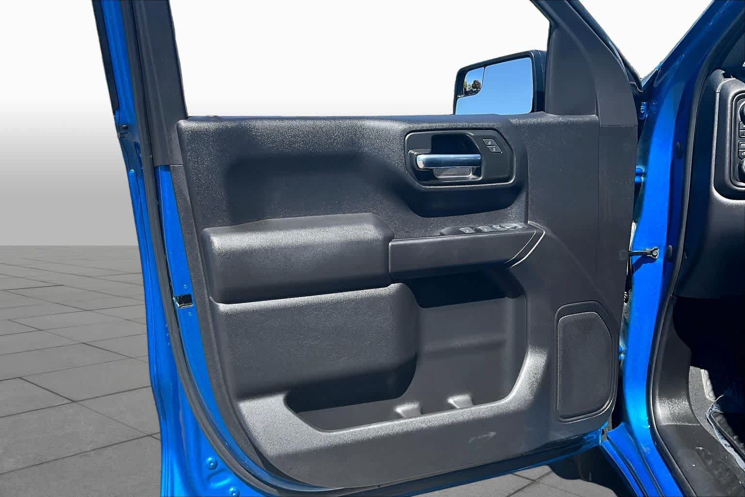 Used 2023 Chevrolet Silverado 1500 Custom AWD/4WD image 21