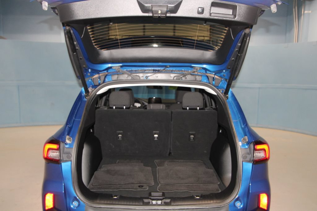 Used 2023 Ford Escape Active AWD/4WD image 35