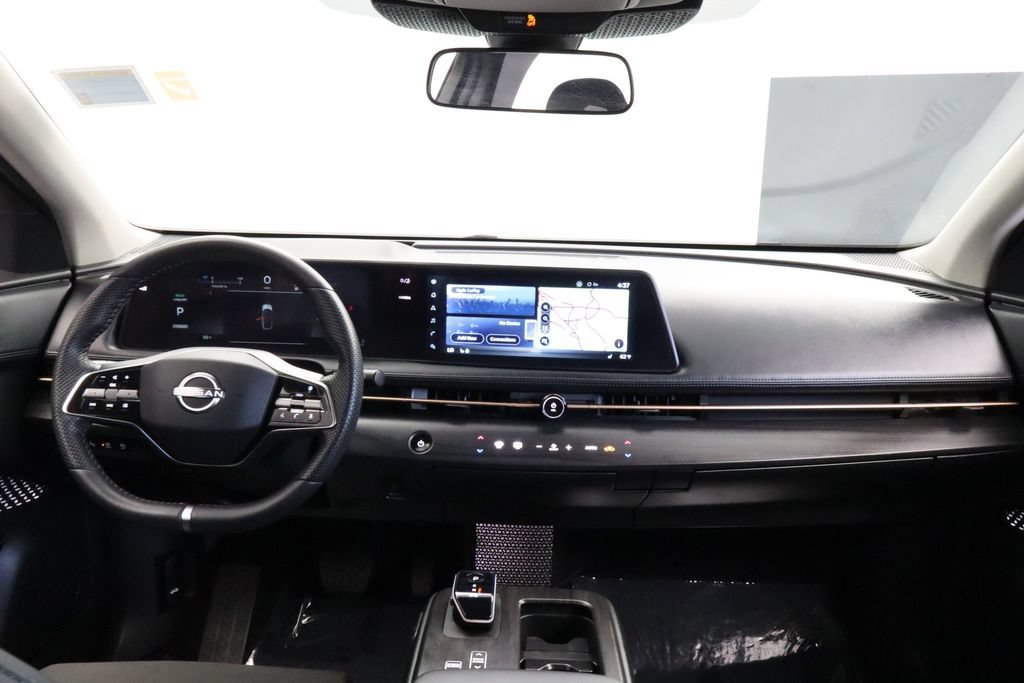 Used 2025 Nissan Ariya AWD image 25