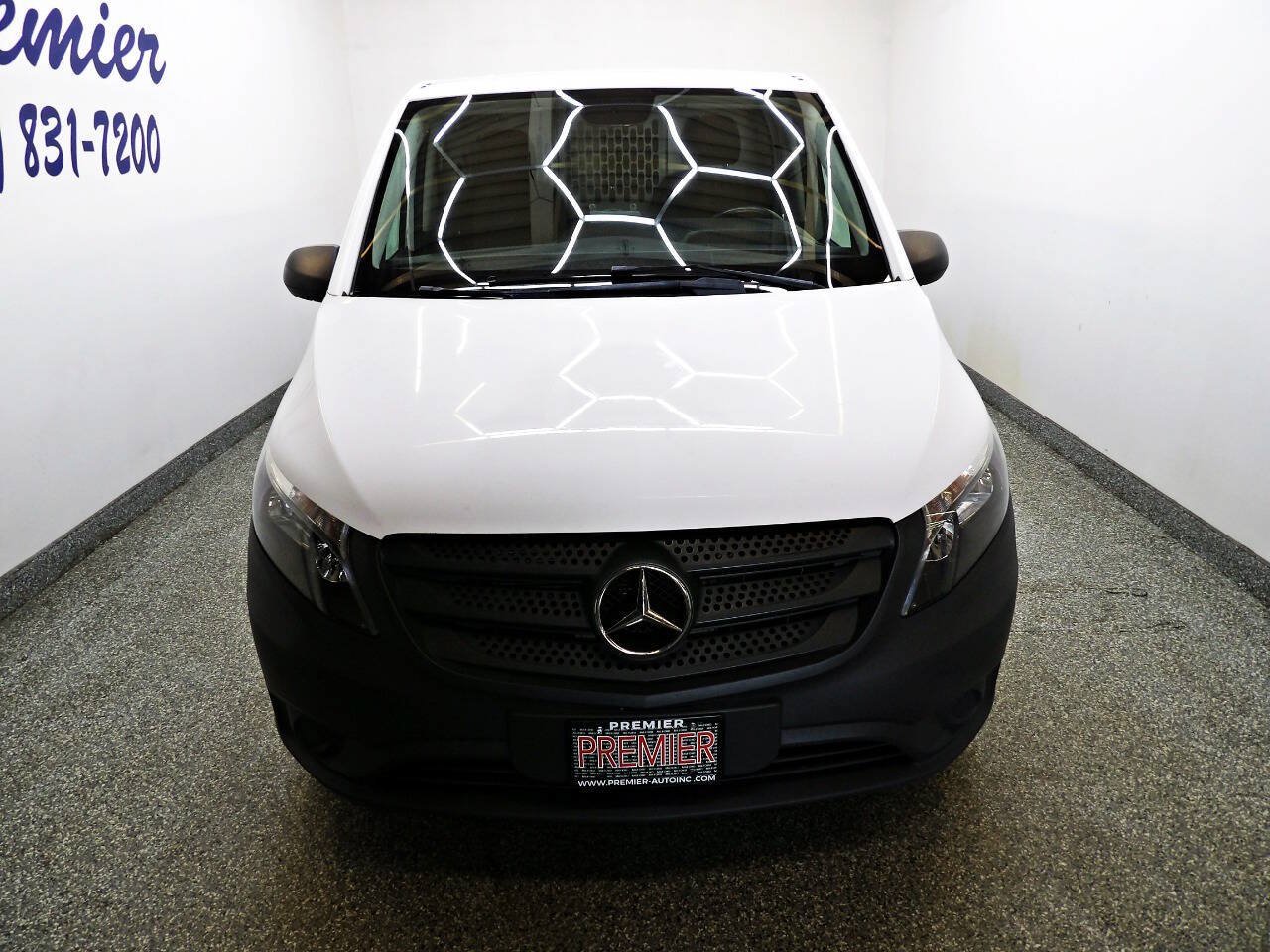 Used 2020 Mercedes-Benz Metris image 2