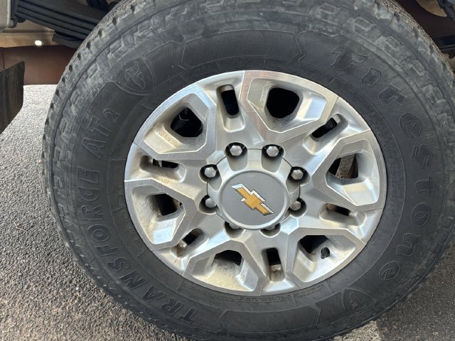 Used 2025 Chevrolet Silverado 3500 LT w/ Safety Package AWD/4WD image 8