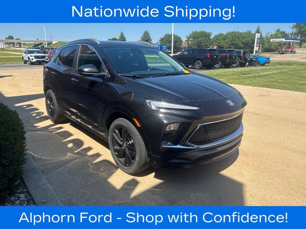Used 2024 Buick Encore GX Sport Touring AWD/4WD image 2