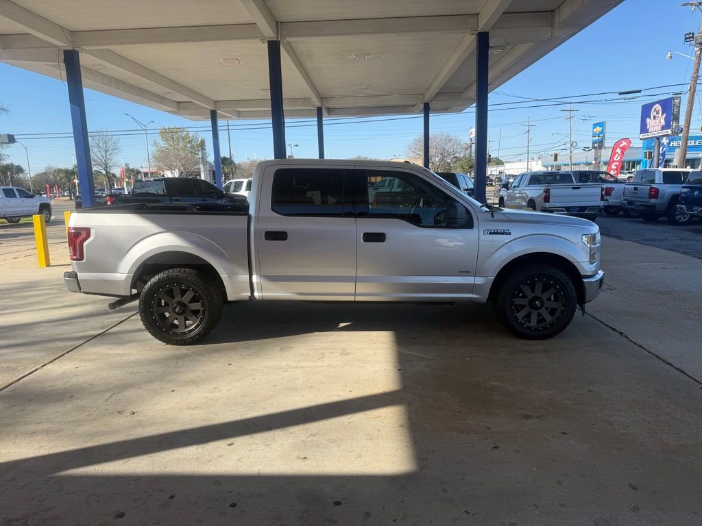 Used 2017 Ford F150 XLT image 2