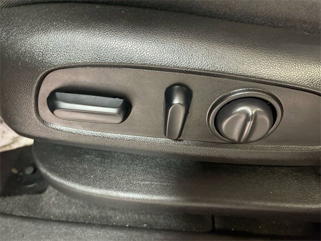 Used 2019 Chevrolet Equinox LT image 12