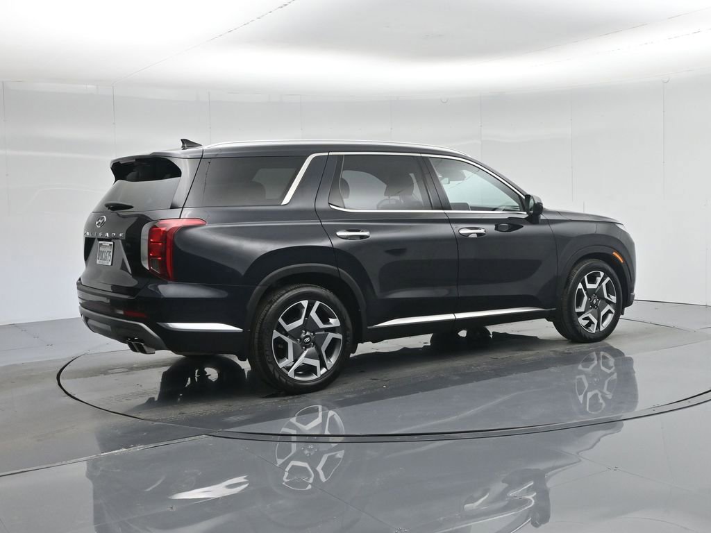 Used 2023 Hyundai Palisade Limited w/ Cargo Package image 30