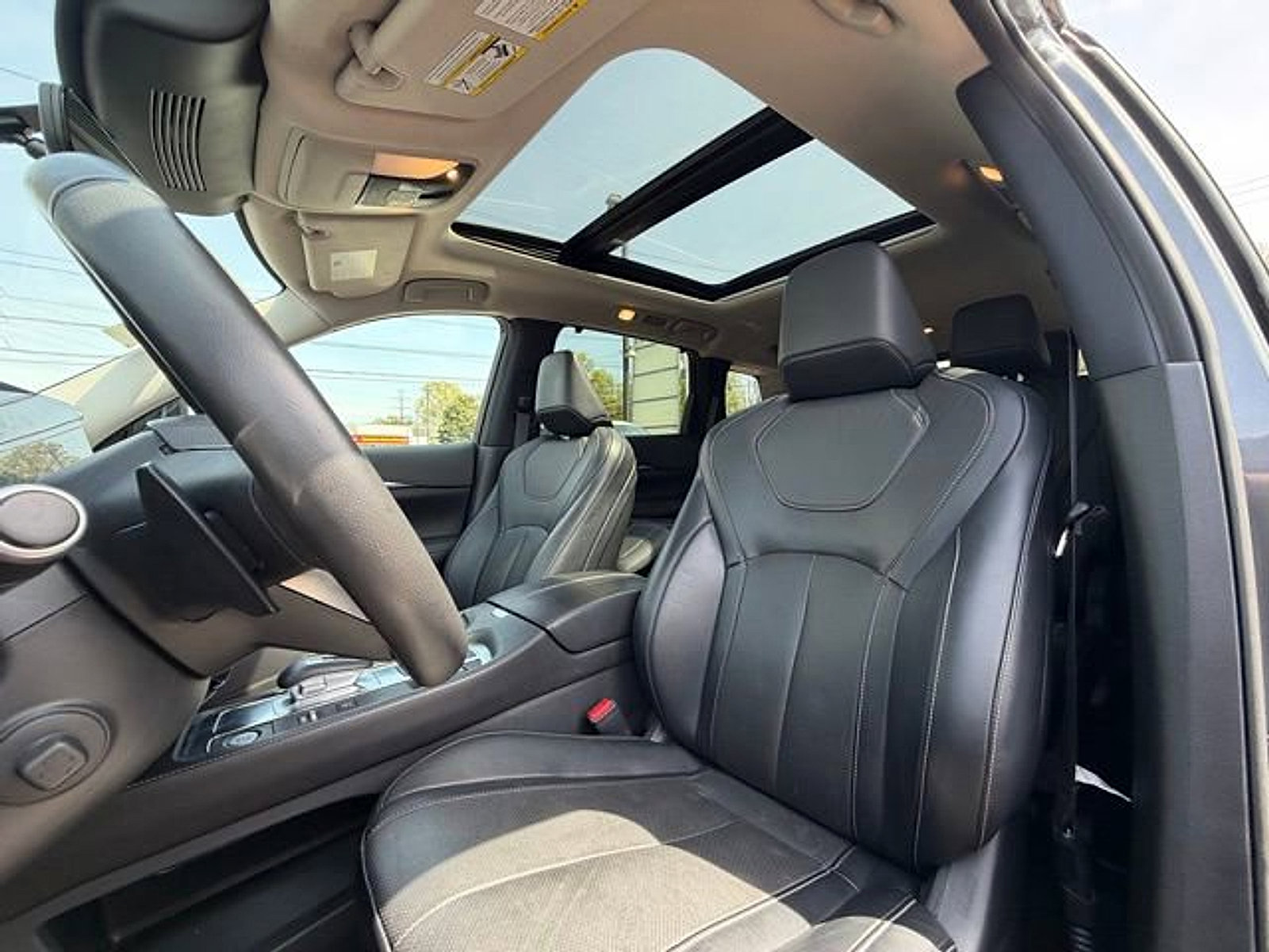 Certified 2023 INFINITI QX60 Luxe w/ Performance Audio Package AWD/4WD image 19