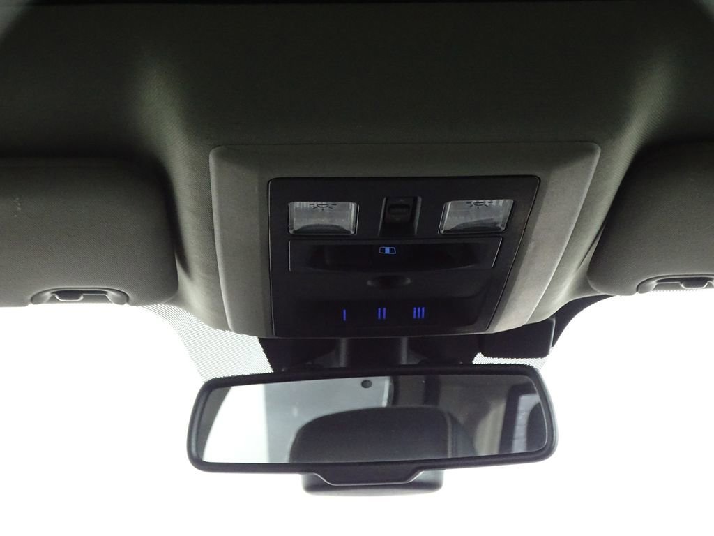 Used 2015 RAM 1500 Laramie Limited image 29