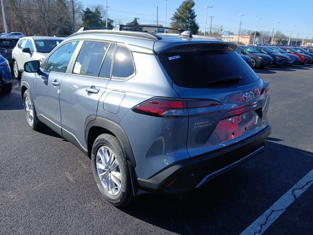 New 2026 Toyota Corolla Cross LE image 3