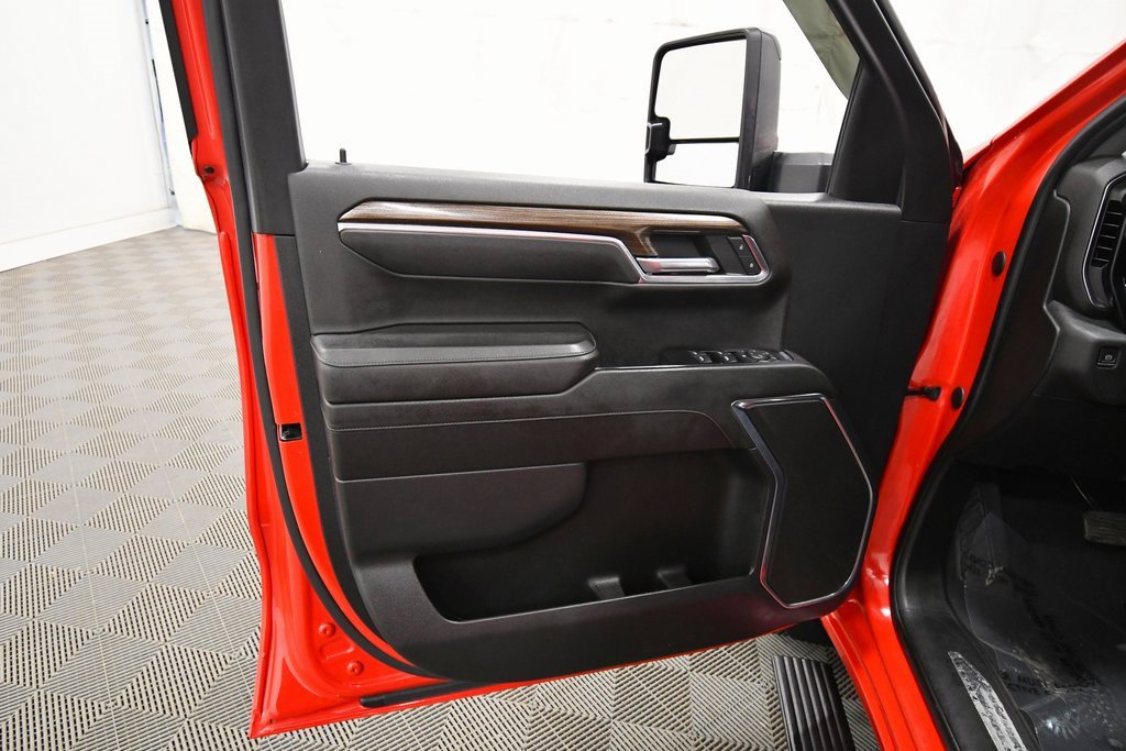 Used 2023 Chevrolet Silverado 1500 RST w/ Protection Package image 12