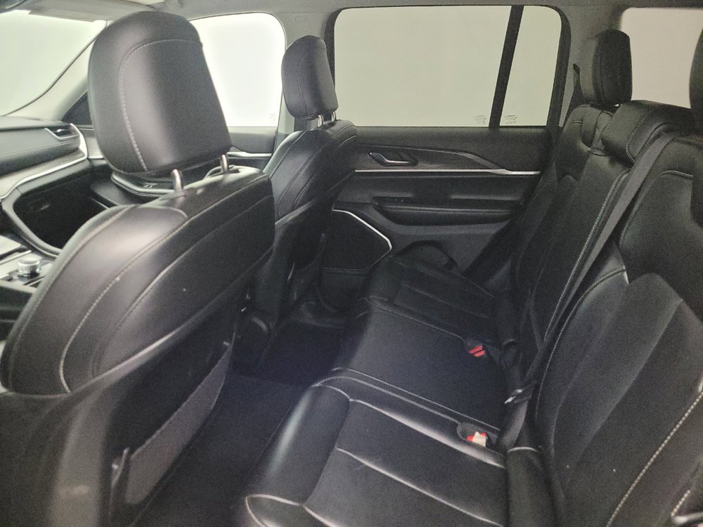Used 2022 Jeep Grand Cherokee Limited AWD/4WD image 18