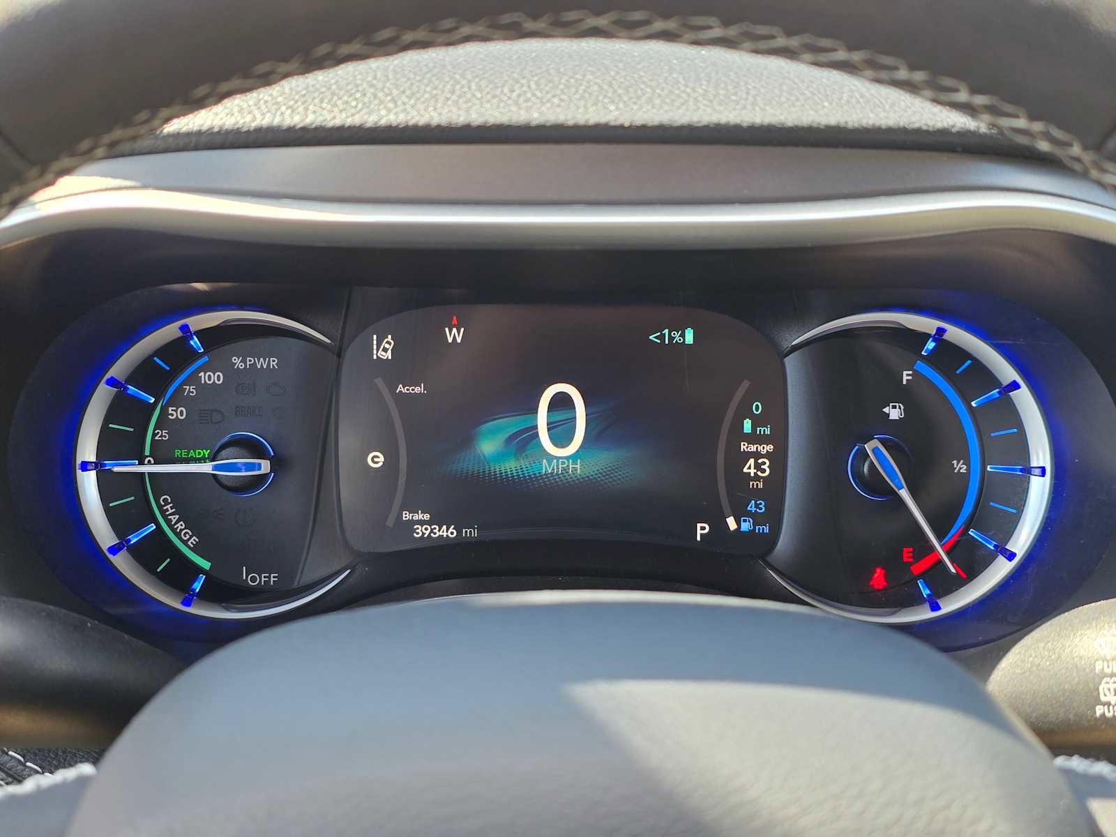 Used 2024 Chrysler Pacifica Select image 22