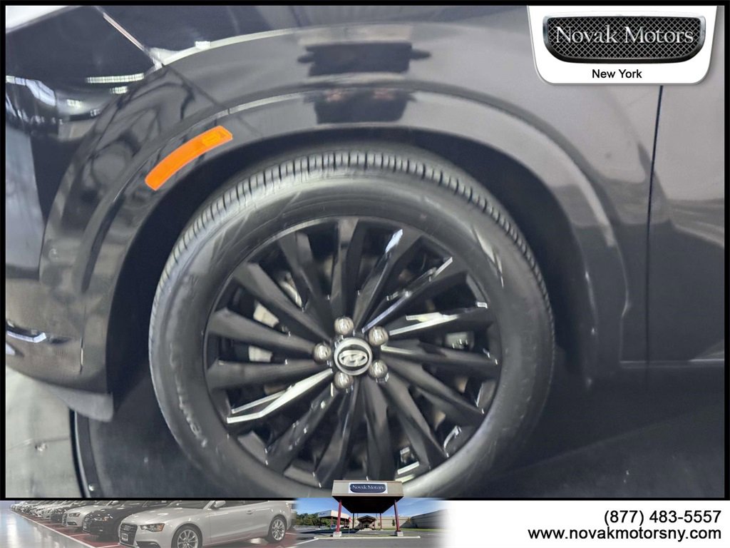 Used 2024 Hyundai Palisade Calligraphy image 9