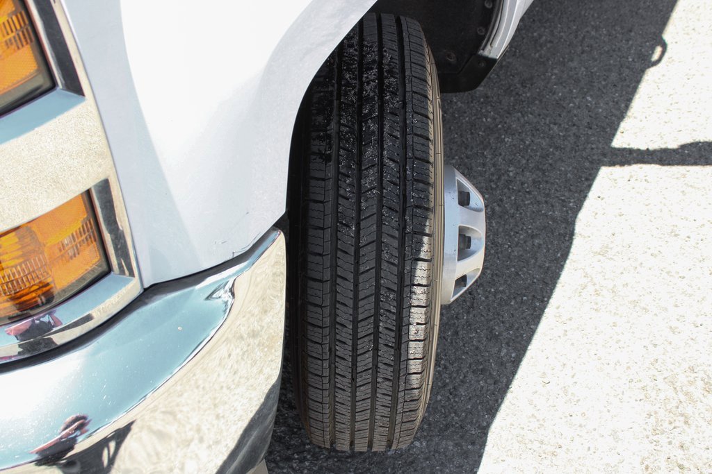 Used 2018 Chevrolet Silverado 3500 W/T w/ WT Convenience Package image 39