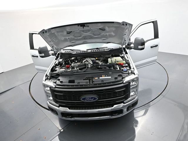 New 2026 Ford F350 XL w/ XL Chrome Package image 35