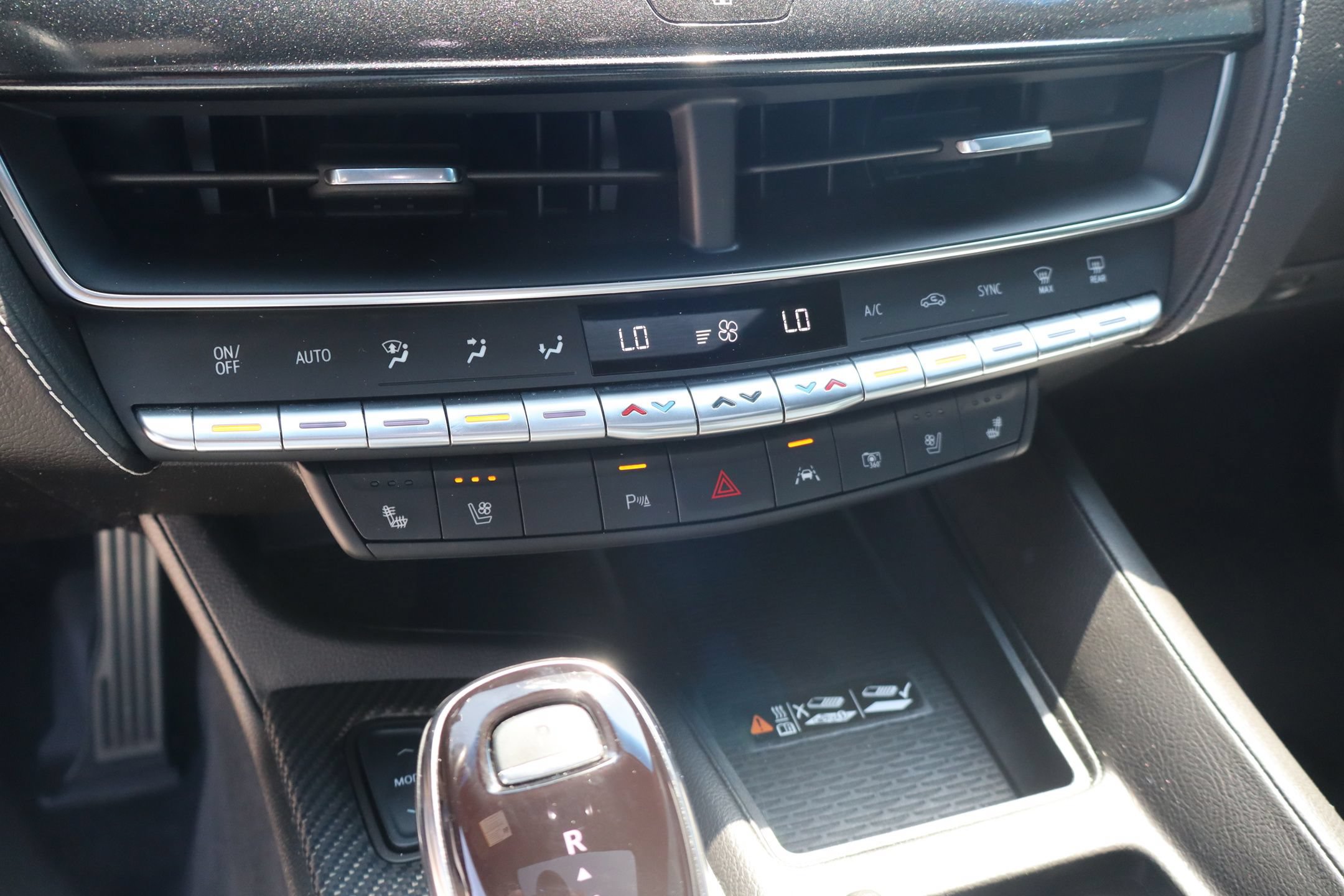Used 2024 Cadillac CT5 V Blackwing w/ Driver Assist Package RWD image 22