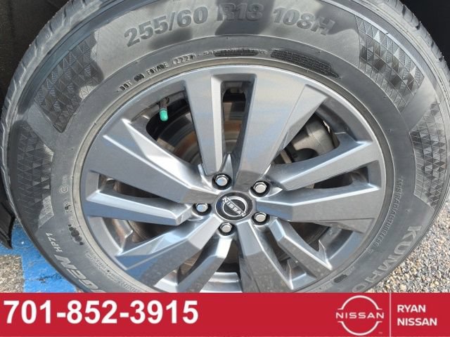 Certified 2024 Nissan Pathfinder SV AWD/4WD image 11