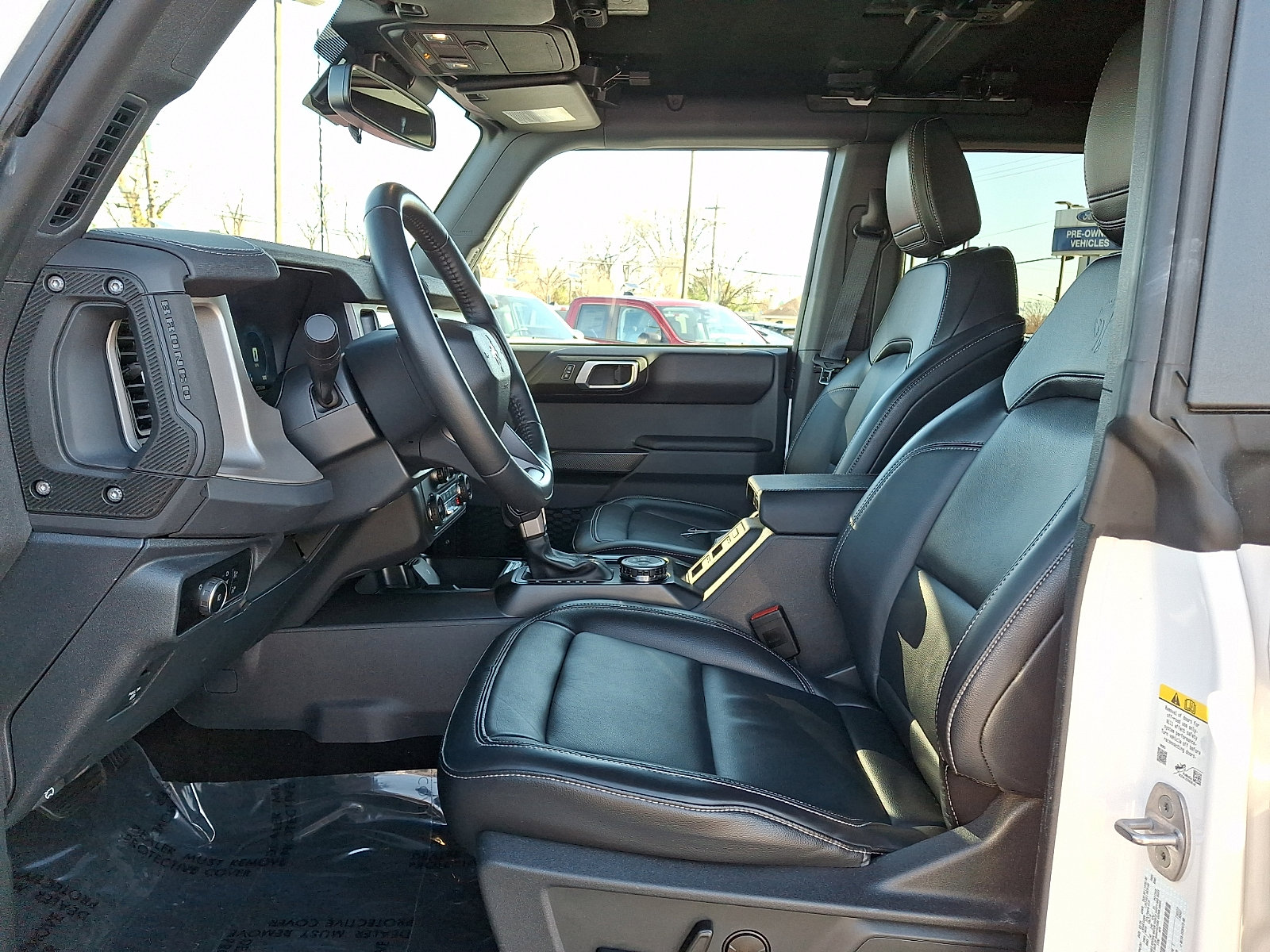 Used 2025 Ford Bronco Outer Banks image 14