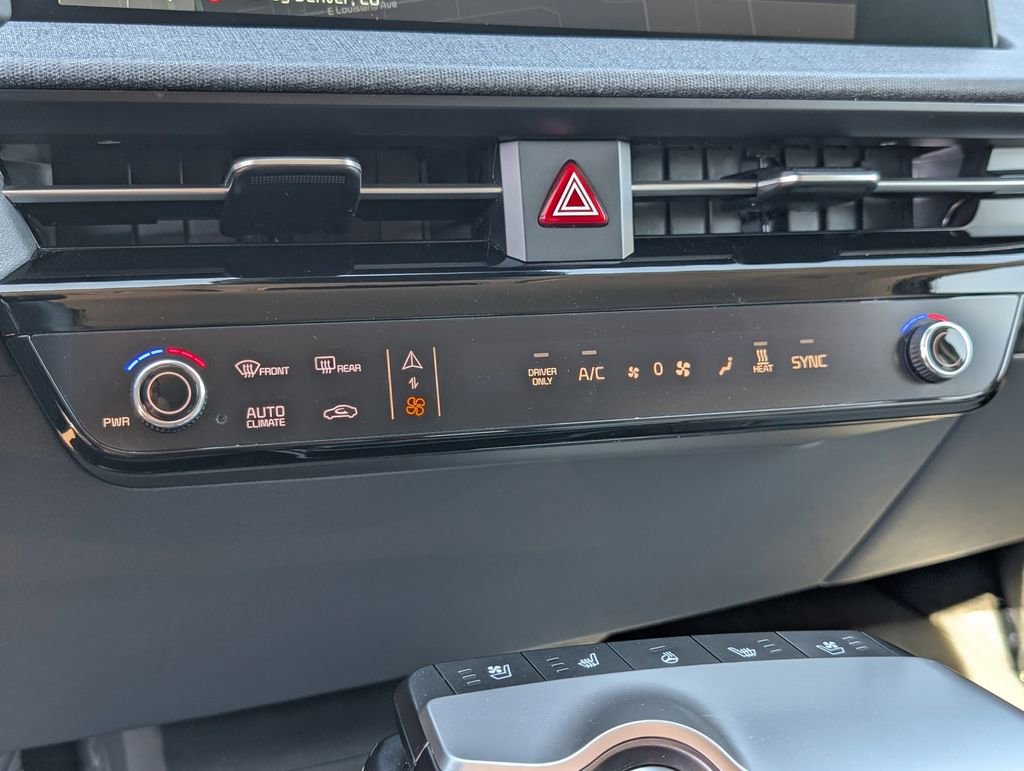 Used 2024 Kia EV6 Wind image 29