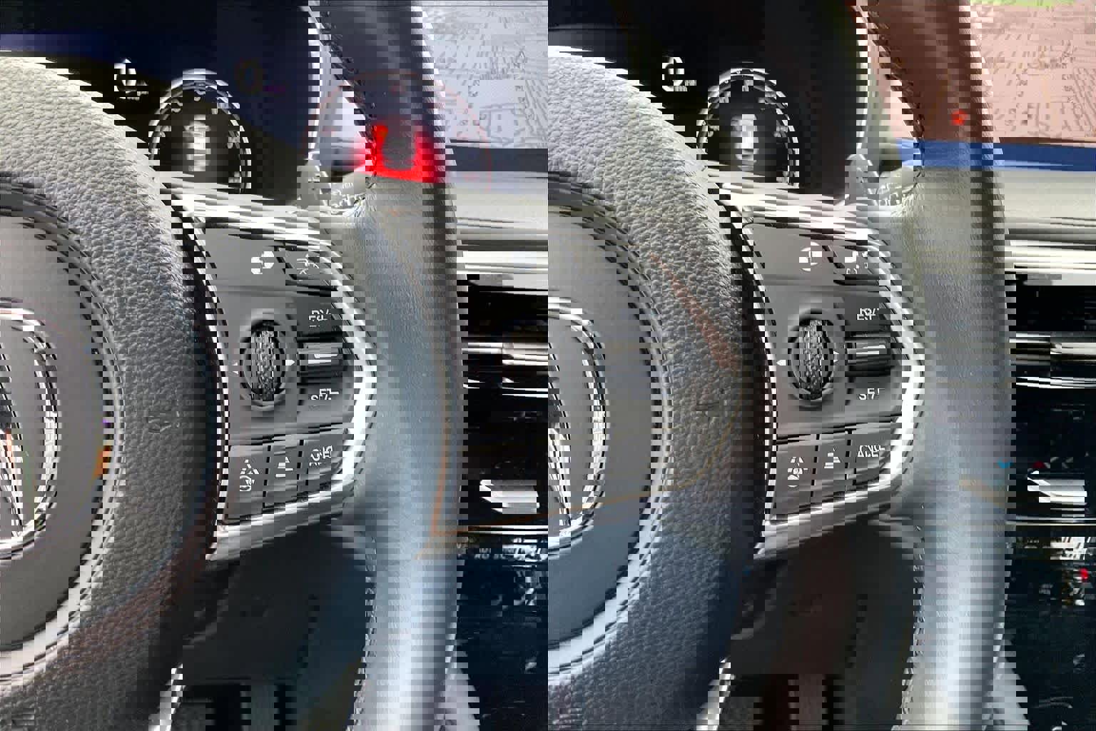 Used 2024 Acura MDX SH-AWD w/ Technology Package image 20