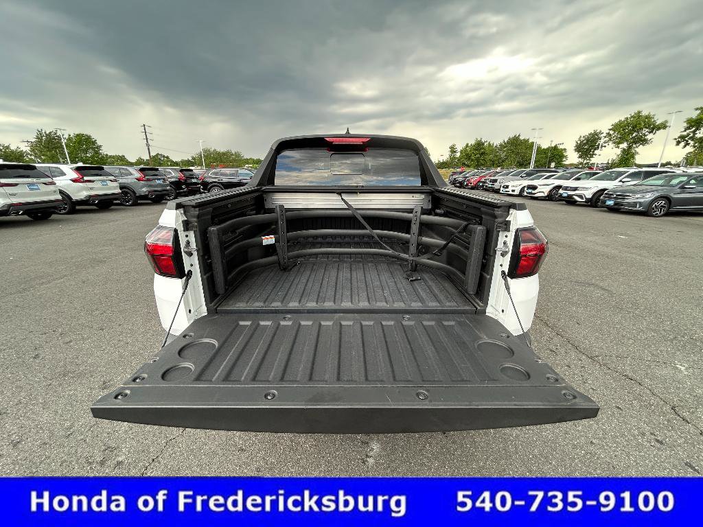 Used 2024 Hyundai Santa Cruz Limited AWD/4WD image 11
