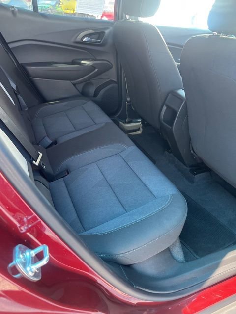 Used 2025 Chevrolet Trax LS image 8