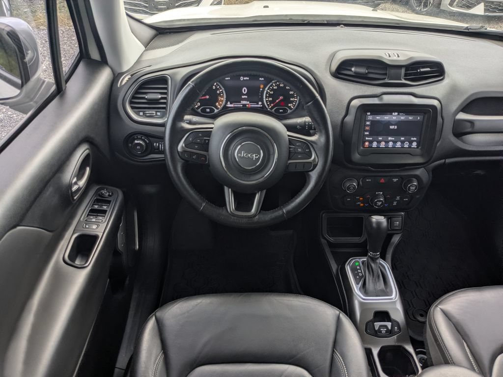 Used 2018 Jeep Renegade Limited FWD image 19