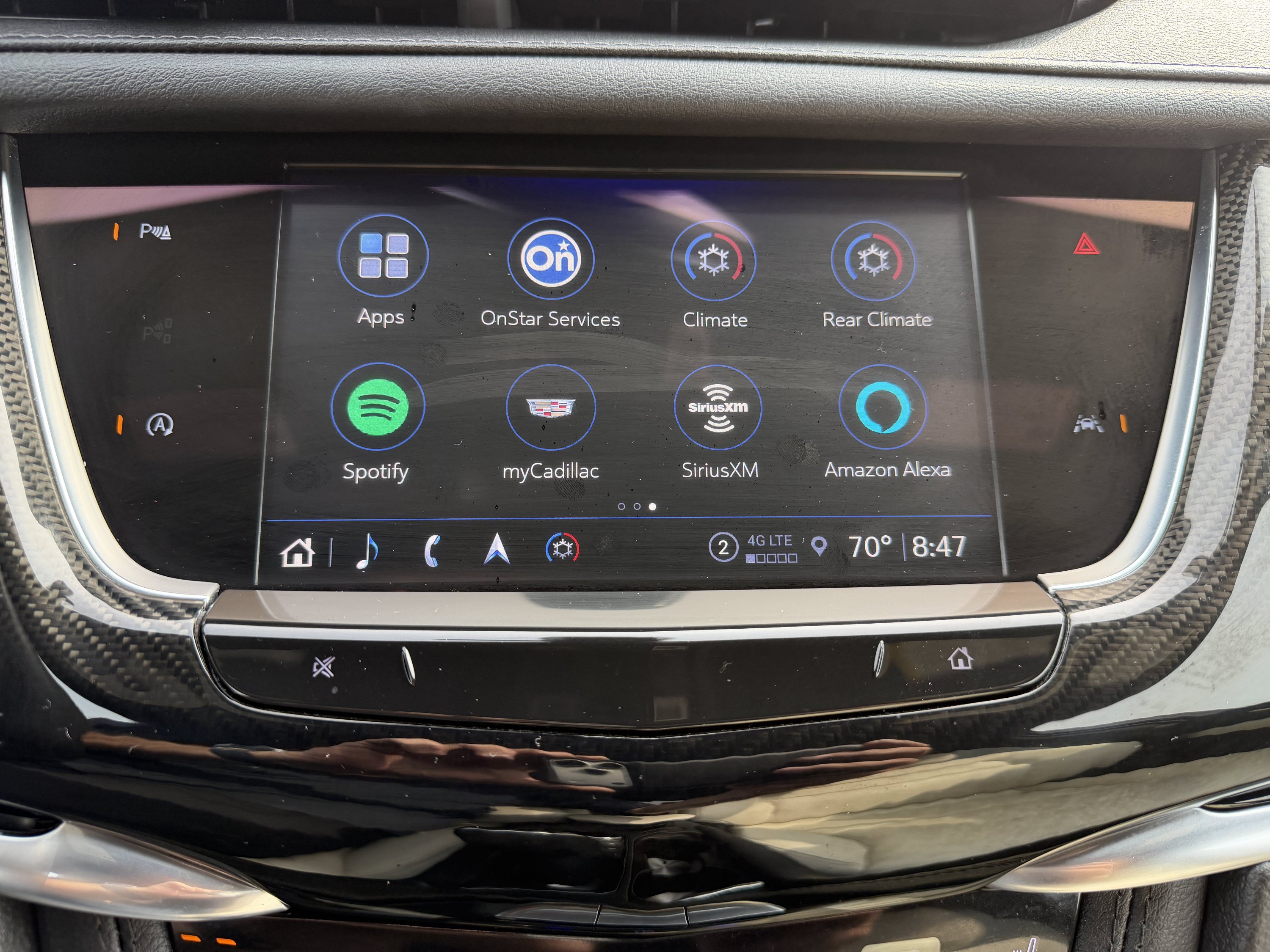 Used 2024 Cadillac XT6 Sport w/ LPO, Floor Liner Package AWD/4WD image 31