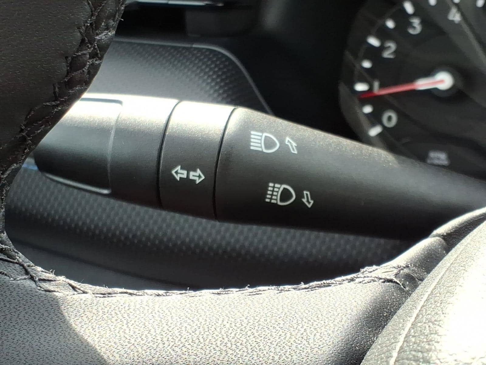 Used 2026 Jeep Compass Latitude AWD/4WD image 18