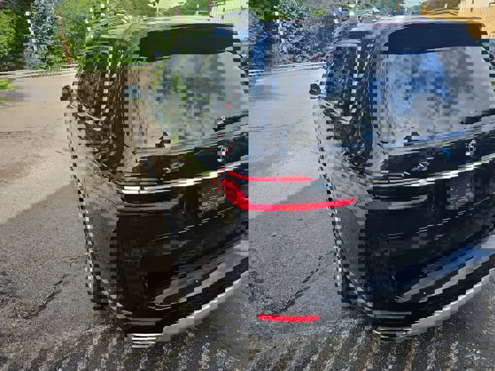 Used 2024 BMW X7 xDrive40i image 12