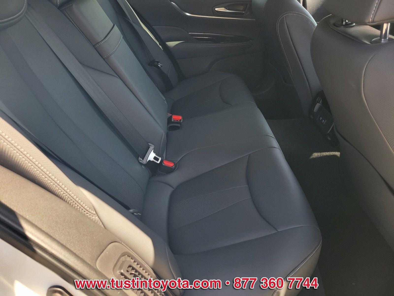 Certified 2022 Toyota Mirai w/ Advanced Technology Package RWD image 14