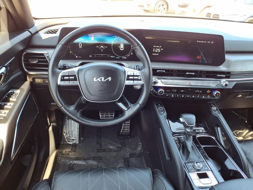 Certified 2023 Kia Telluride SX X-Line image 11