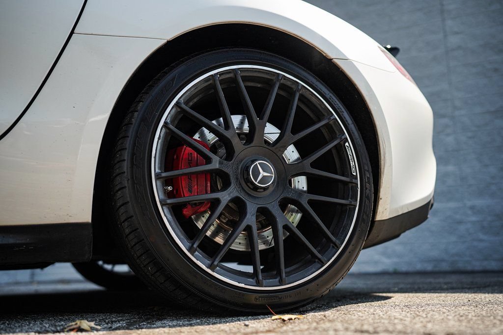 Used 2018 Mercedes-Benz AMG GT S image 19
