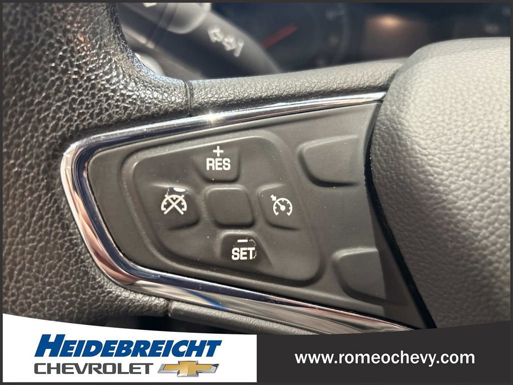 Used 2017 Chevrolet Cruze LT w/ Convenience Package image 21