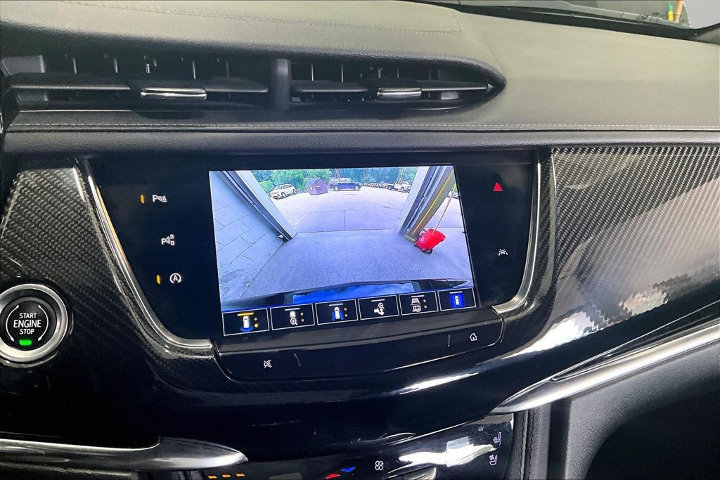 Used 2022 Cadillac XT6 Sport w/ Technology Package AWD/4WD image 14