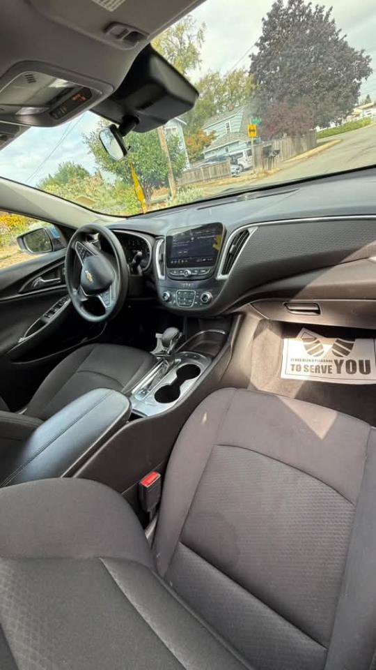 Used 2024 Chevrolet Malibu LT FWD image 13