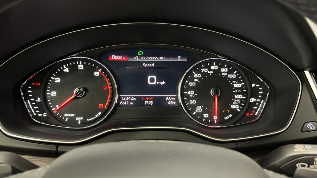 Used 2022 Audi Q5 2.0T Premium w/ Convenience Package image 17