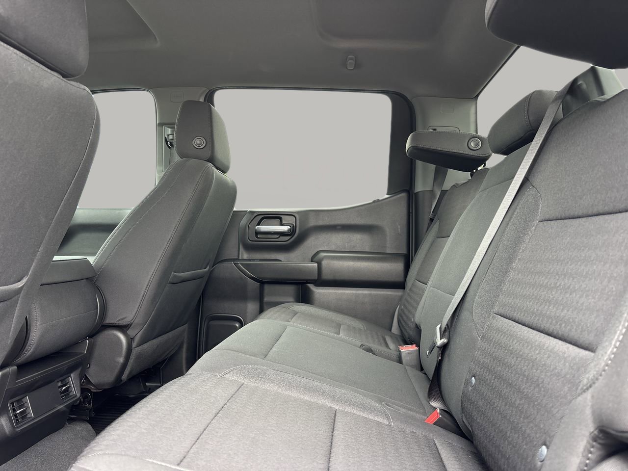 Used 2022 Chevrolet Silverado 1500 Custom image 15