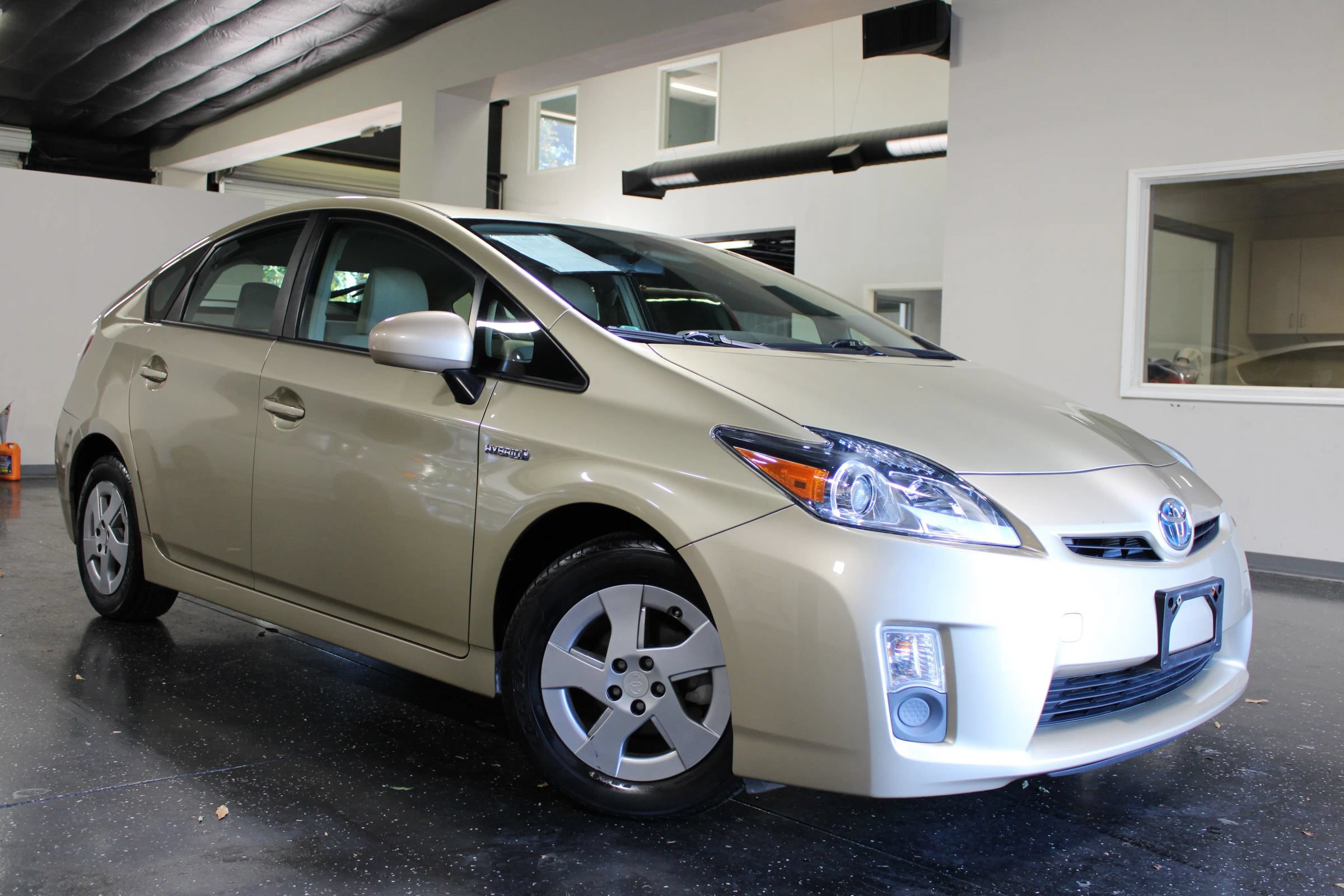 Used 2011 Toyota Prius Three w/ Navigation Pkg FWD image 30