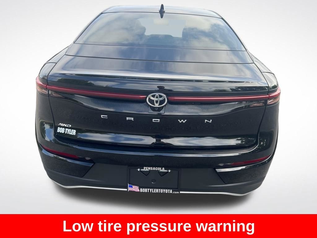 Used 2023 Toyota Crown AWD/4WD image 6