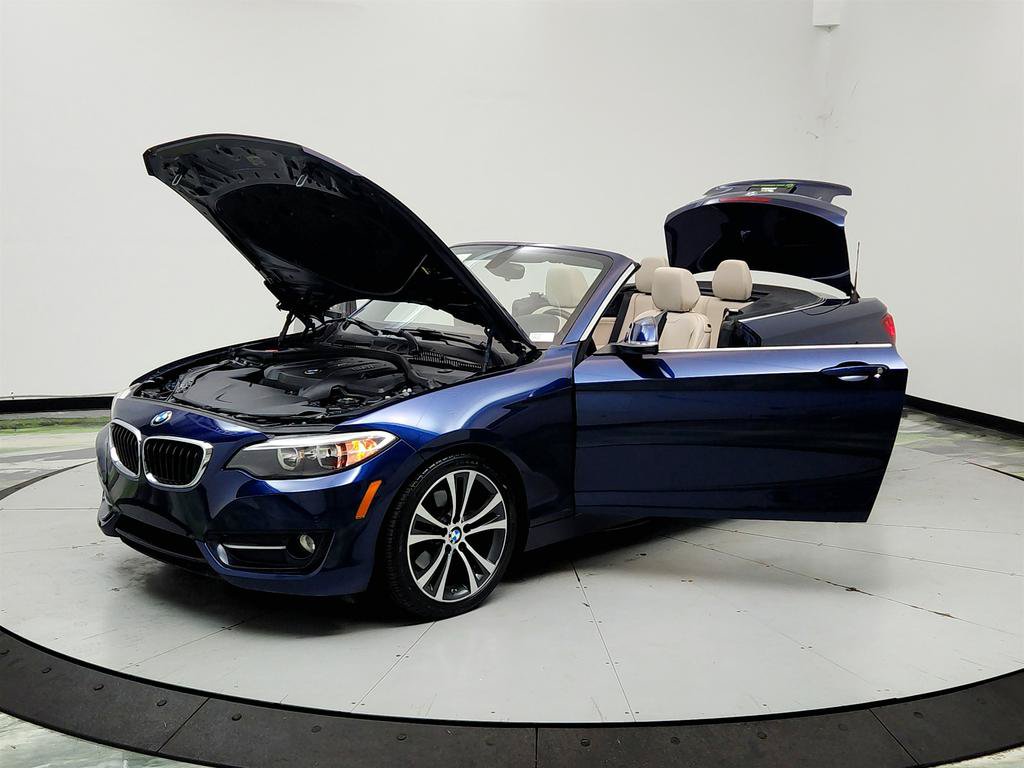 Used 2017 BMW 230i Convertible RWD image 8