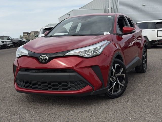 Used 2020 Toyota C-HR XLE image 3