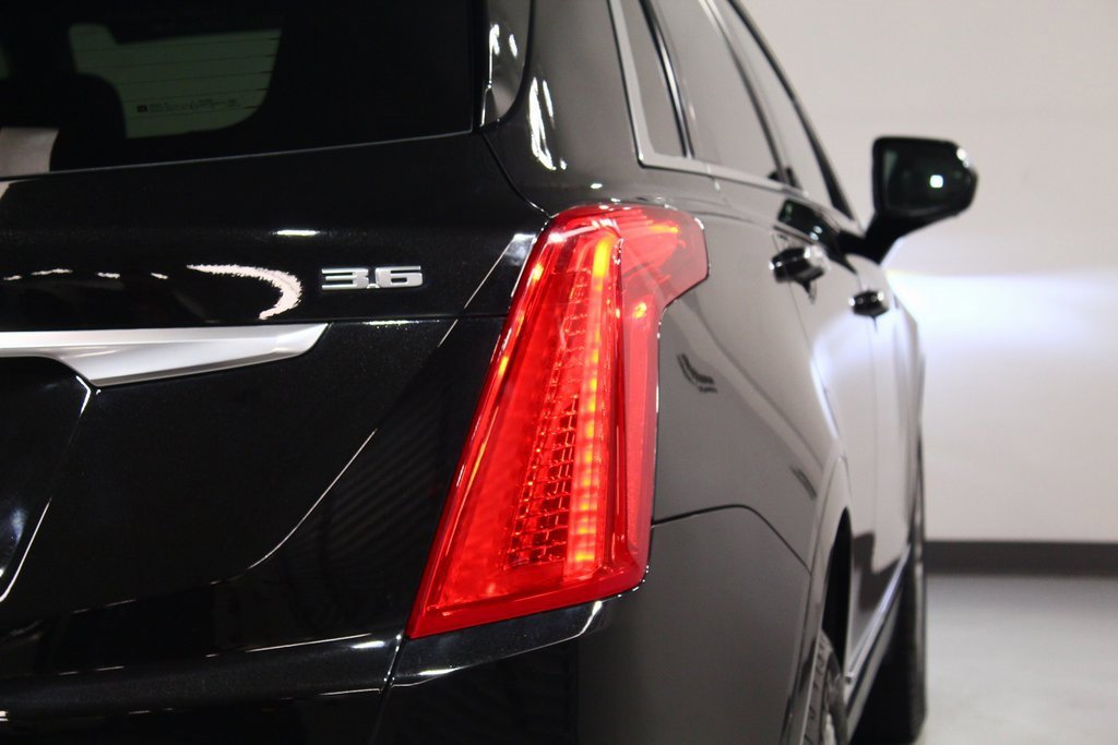 Used 2017 Cadillac XT5 Platinum image 13