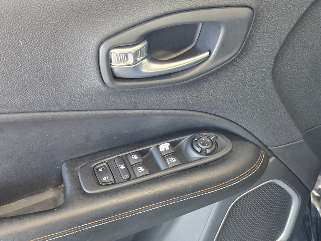 Used 2020 Jeep Compass Sport FWD image 78