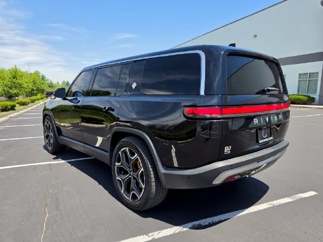 Used 2023 Rivian R1S Launch Edition Quad AWD/4WD image 8