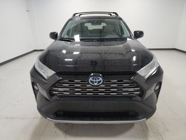 Used 2020 Toyota RAV4 Limited w/ All Weather Liner Package image 9
