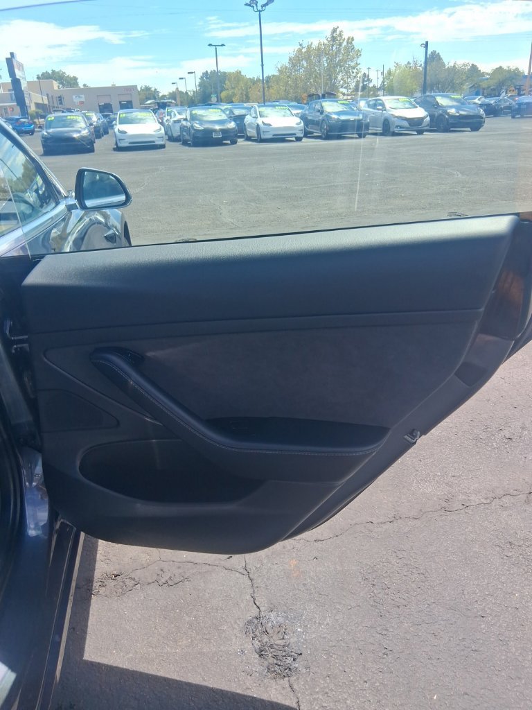 Used 2020 Tesla Model 3 Standard Range Plus RWD image 7