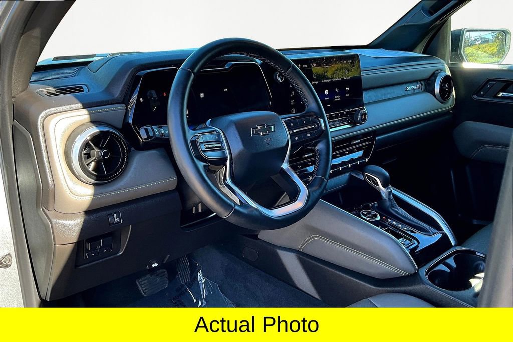 Used 2023 Chevrolet Colorado ZR2 w/ ZR2 Convenience Package III image 13