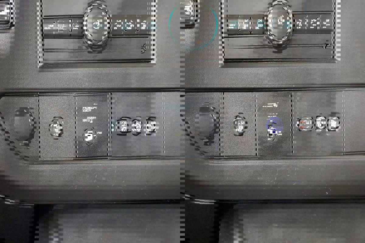 Used 2016 Chevrolet Express 2500 LS RWD image 33