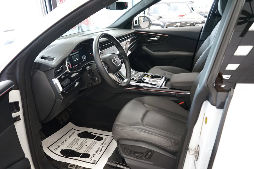 Used 2023 Audi Q8 Premium Plus AWD/4WD image 30