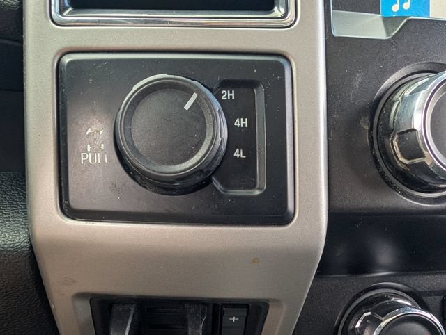 Used 2019 Ford F250 Lariat w/ Lariat Ultimate Package AWD/4WD image 28